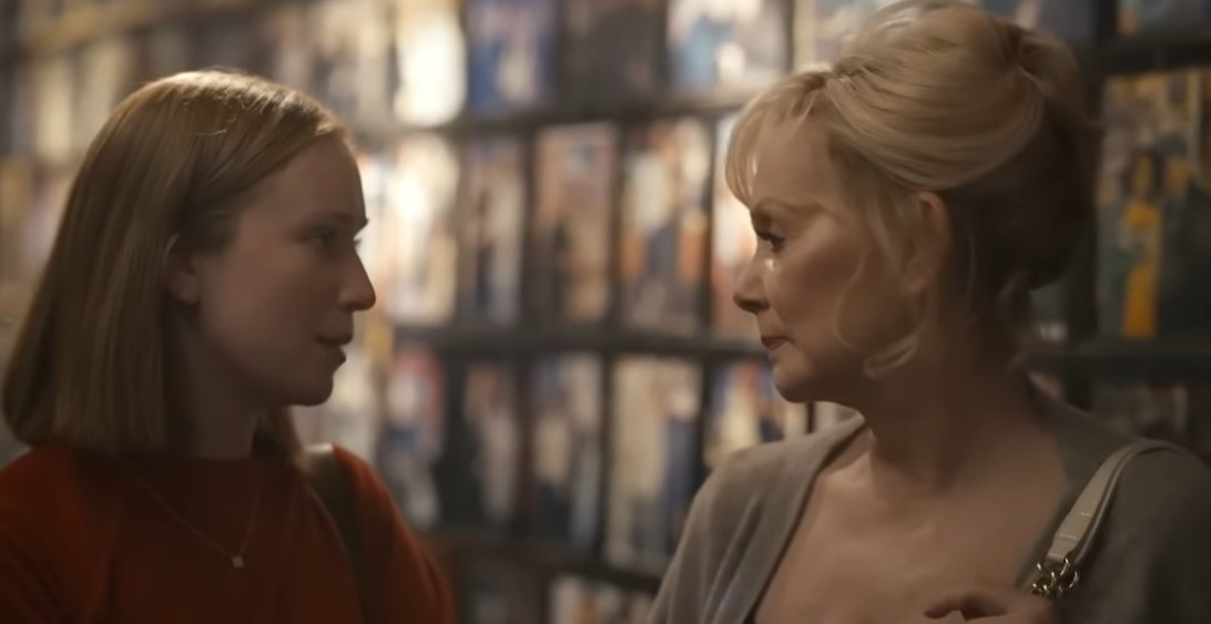 Hannah Einbinder as Ava and Jean Smart as Deborah looking at each other