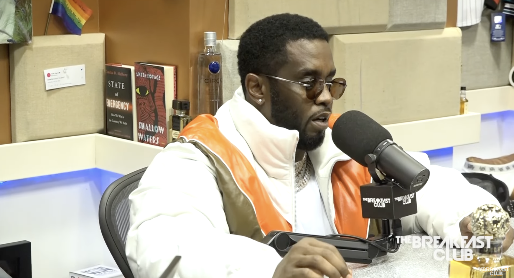 Diddy Reacts To Kanye West s White Lives Matter Shirt - 93