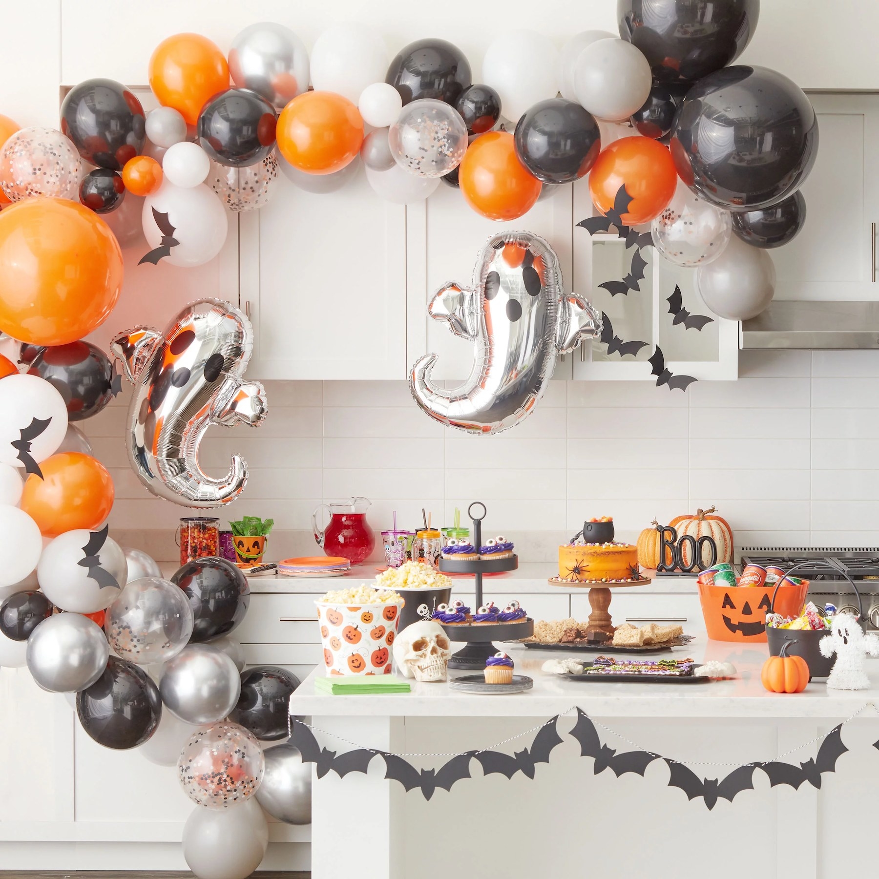 Balloon garland with other Halloween decorations