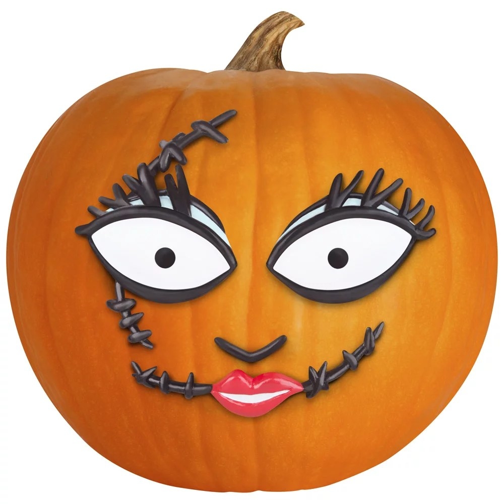 Sally decoration in pumpkin