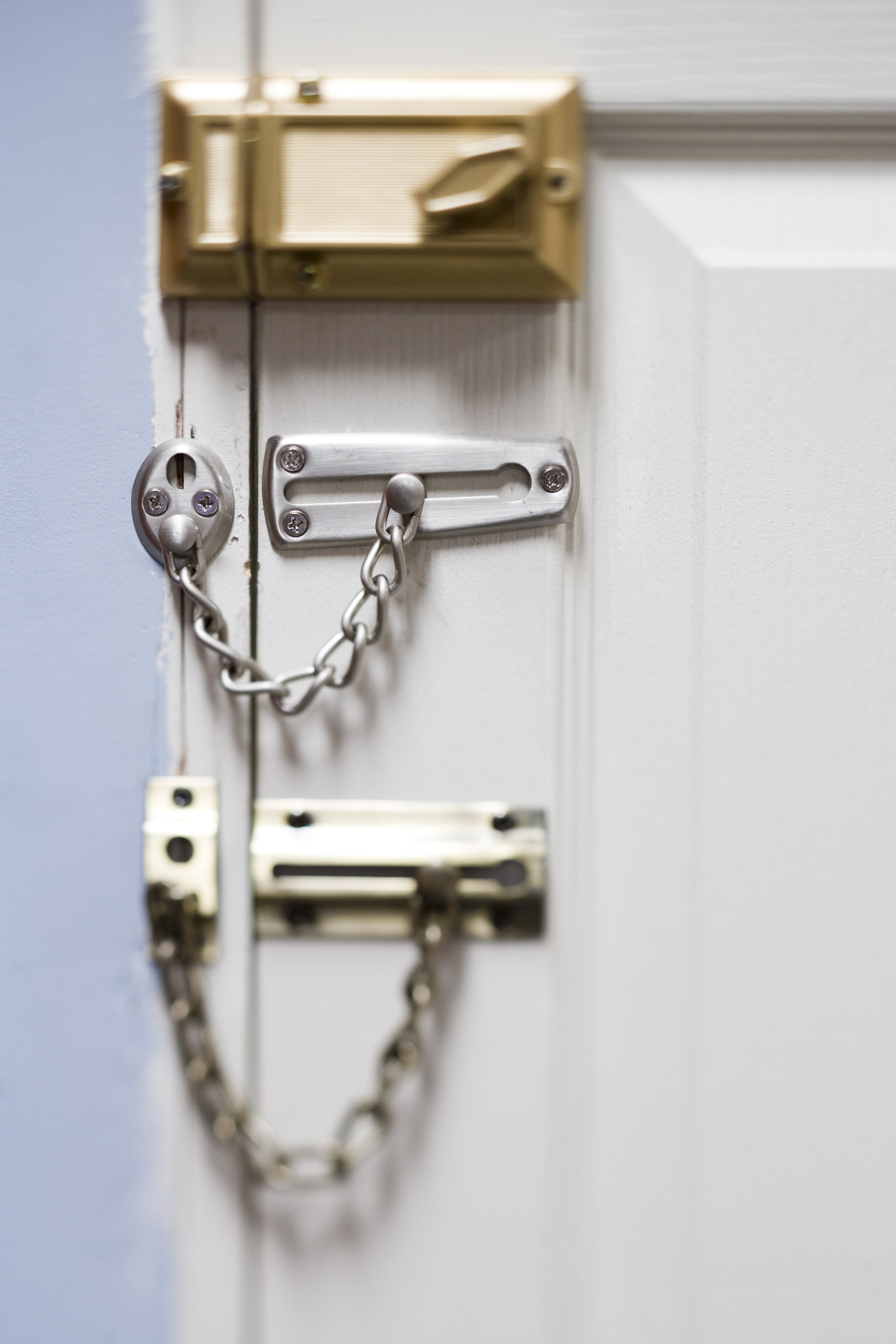 An arrangement of door locks