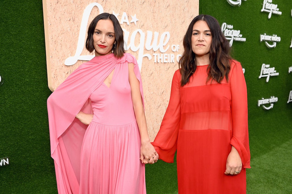 39 Current Celebrity Couples Who You Probably Had No Idea About
