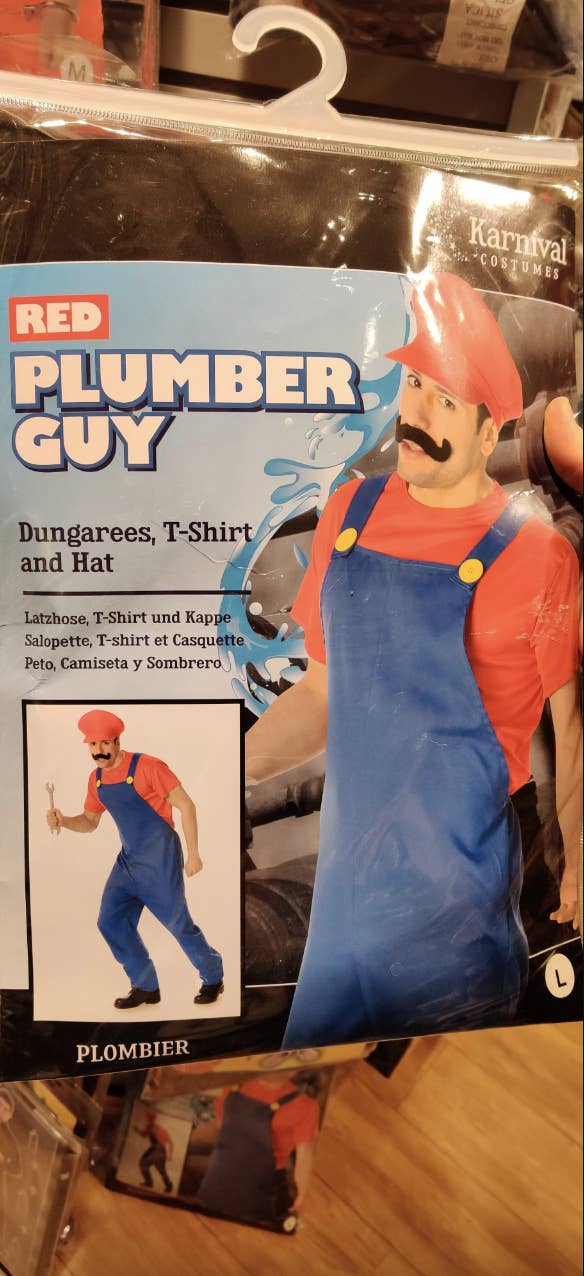 37 Off-Brand Halloween Costumes That Are Just So Funny