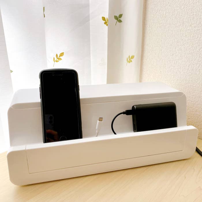 家の中のスマホ紛失問題が解決しちゃった ニトリの アイデア収納 コスパも機能性も抜群