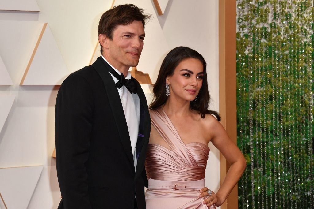 closeup of the couple at the awards ceremony