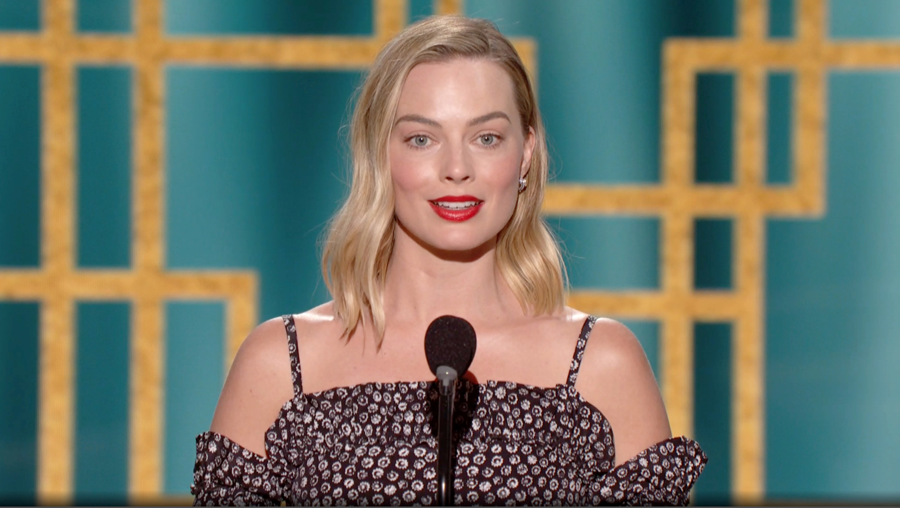 Margot Robbie Reacts To Lady Gaga Playing Harley Quinn - 71