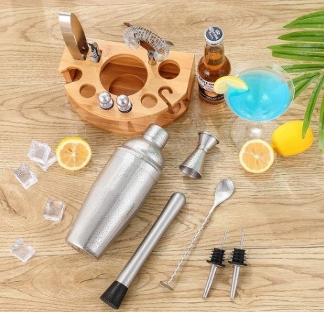 Set para bartenders con herramientas para bebidas alcohólicas preparadas