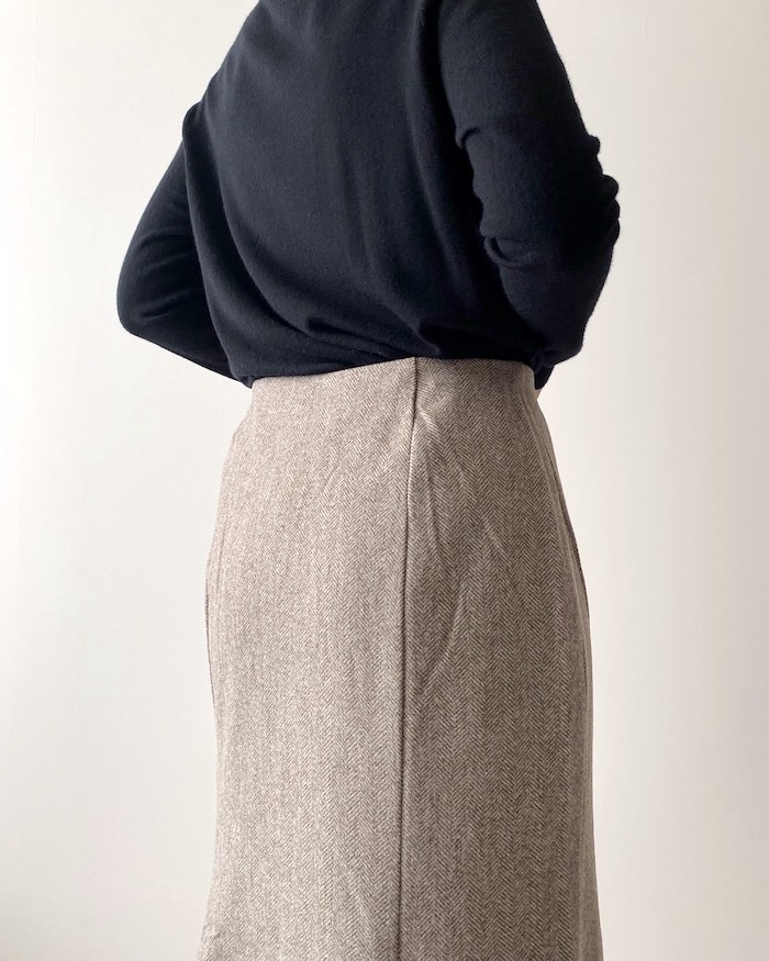 GU（ジーユー）のおすすめのスカート「ヘリンボーンマーメイドロングスカート」