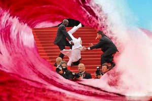 Jason Derulo has fallen down the steps of the Met Gala.
