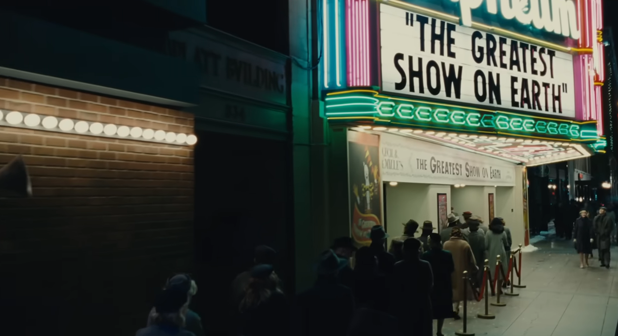 A long line outside the theater for The Greatest Show on Earth