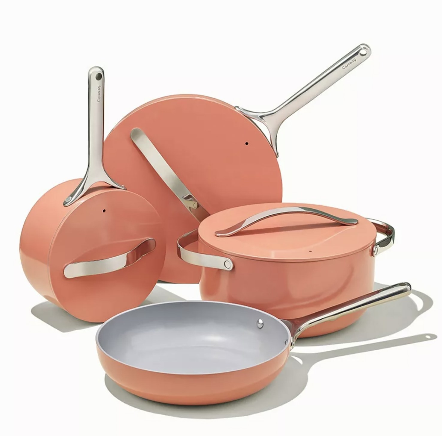 The pink cookware set