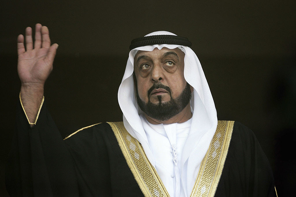 Khalifa bin Zayed al Nahyan waving