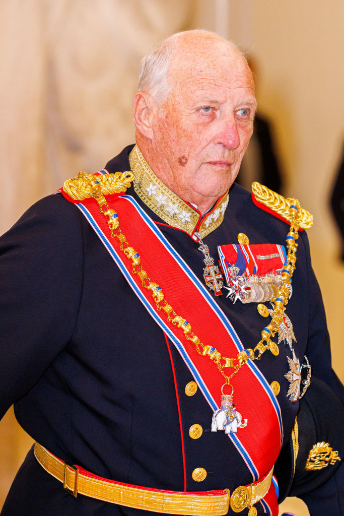 King Harald in traditional royal clothing