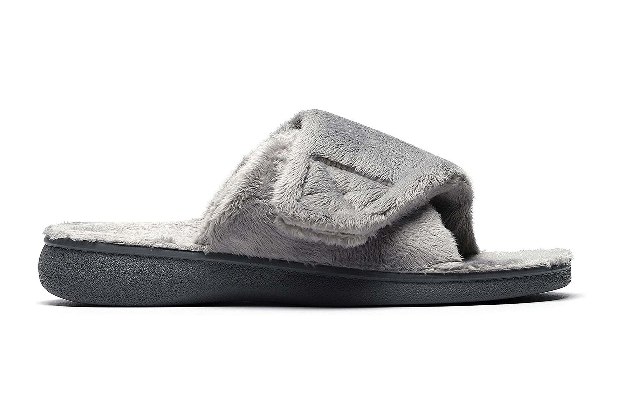 An image of Sollbeam fuzzy house slippers