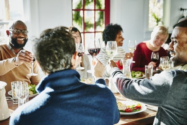 People Are Revealing Why They Enjoy Friendsgiving - 6