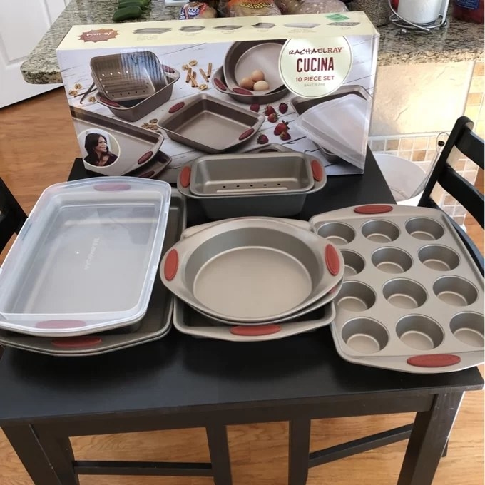 Reviewer image of baking pans included in the set