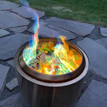 another reviewer photo of the flame colorant use in a fire pit
