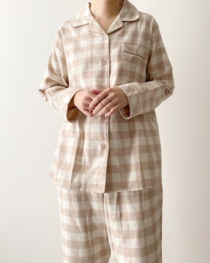 GU（ジーユー）の激かわパジャマ「フランネルパジャマ（長袖&amp;amp;ロングパンツ）（チェック）+X」のコーディネート