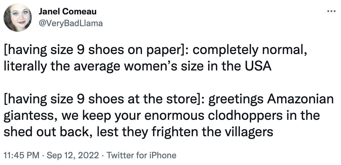 有9码的鞋在商店:祝福亚马逊女巨人,我们保持你的巨大的粗人在屋后,免得他们恐吓村民