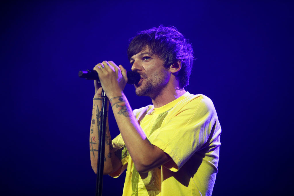 Louis Tomlinson Broke His Arm And Had Some Bad News For His Fans - 82