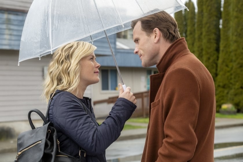 10 Hallmark Christmas Movies For Hallmark Haters