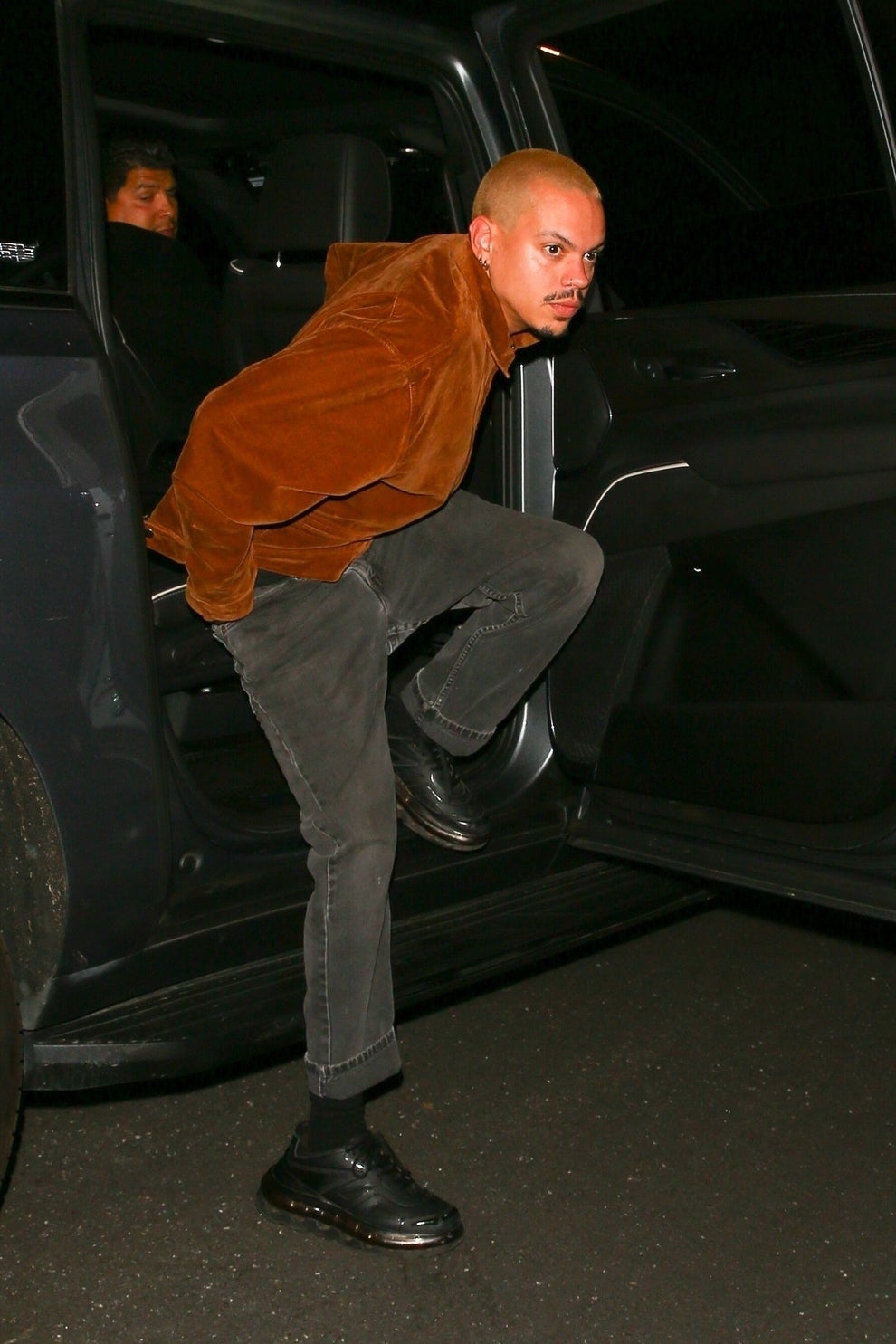 Every Celeb Who Showed Up To Leonardo DiCaprio’s Birthday