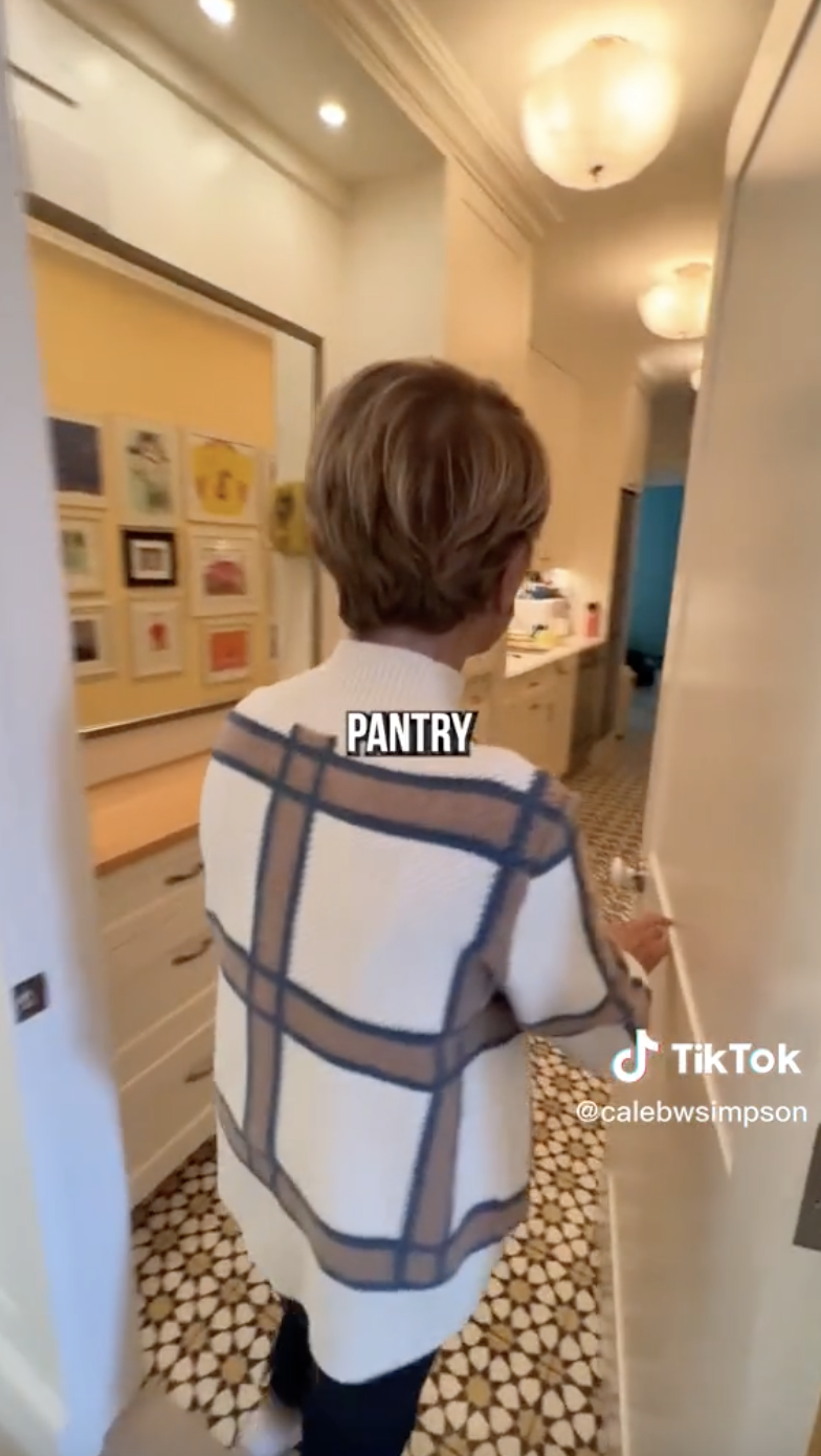 Barbara Corcoran s TikTok Apartment Tour - 48