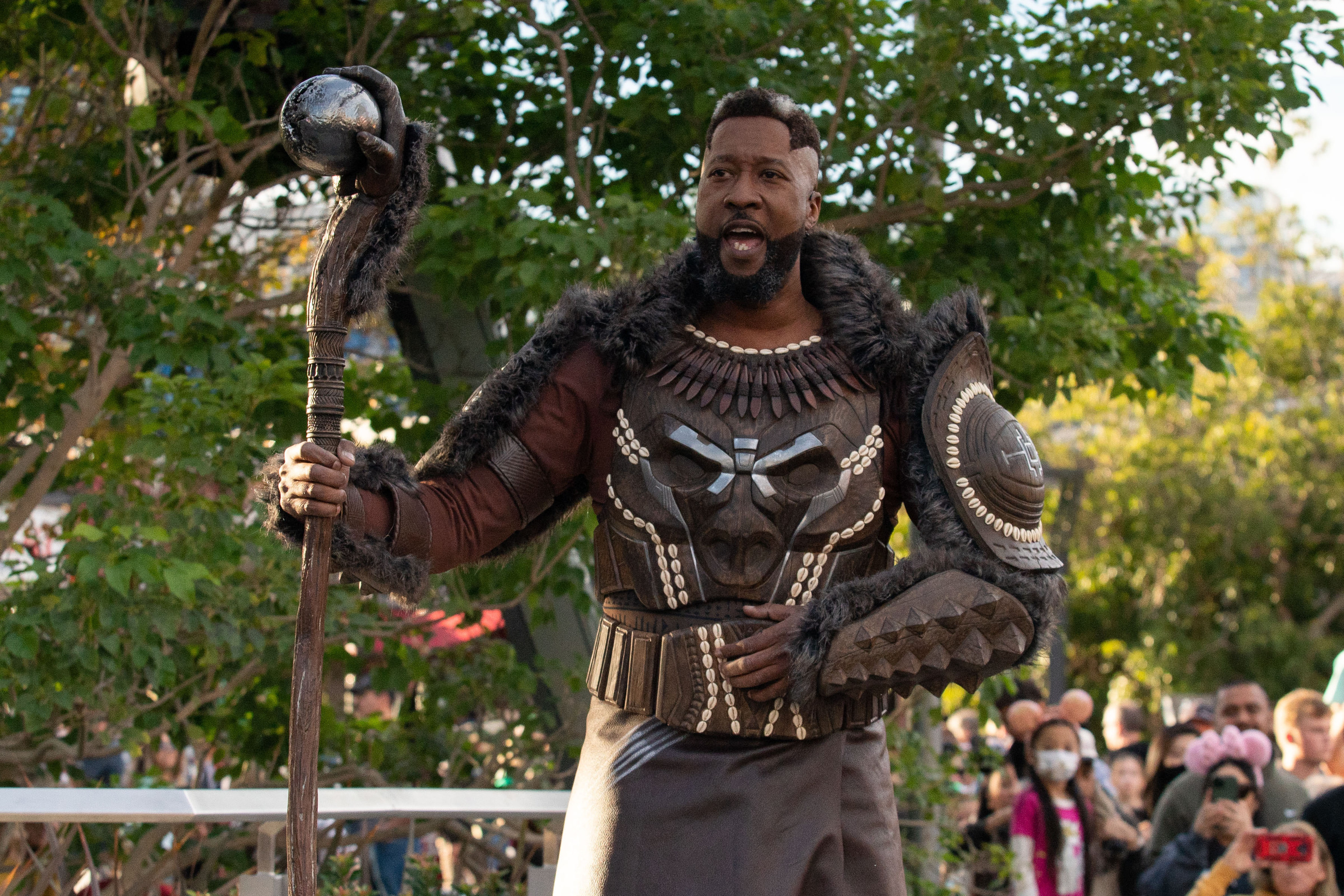 M&#x27;Baku talking