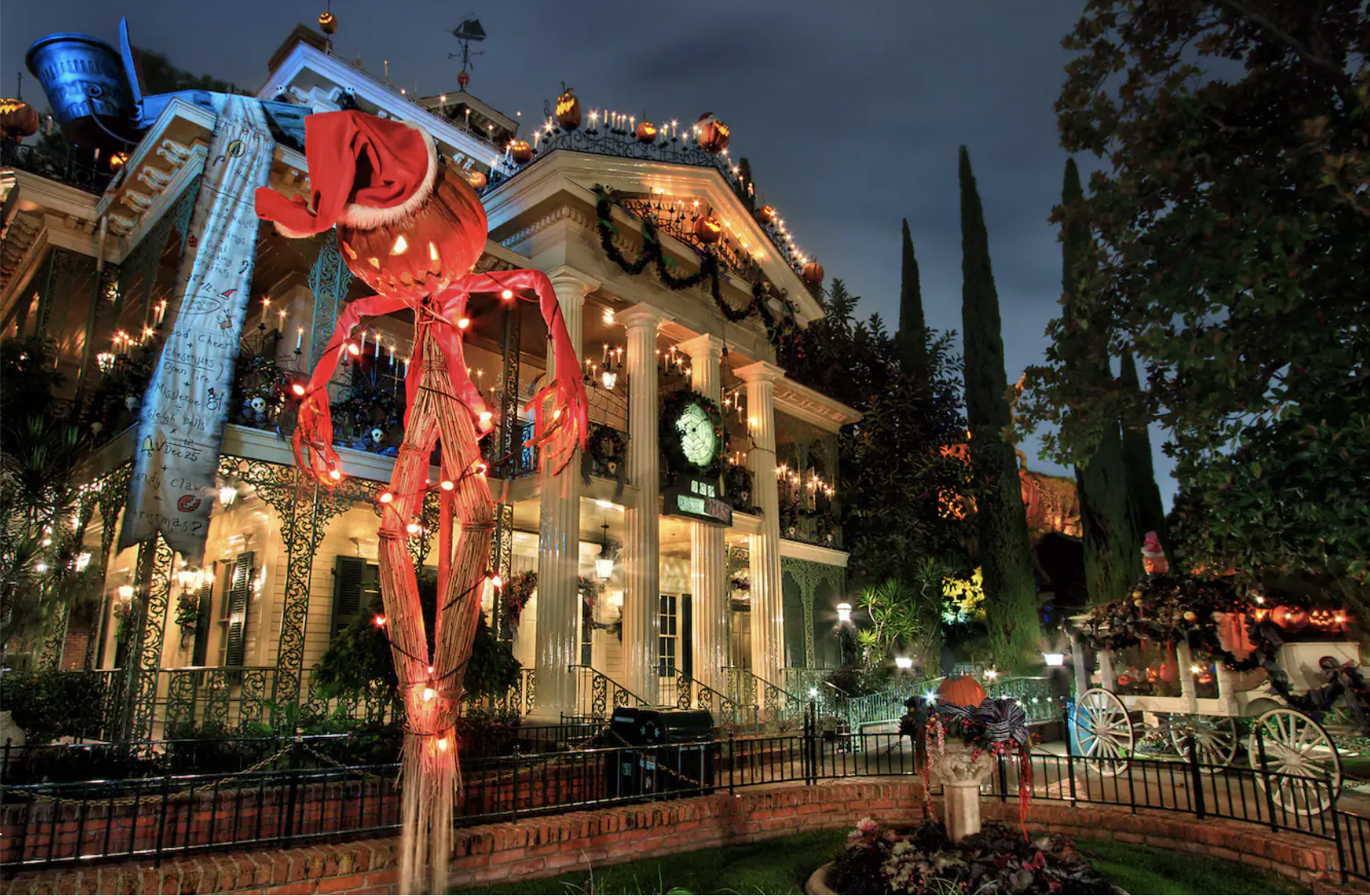 Here s How Disneyland Is Celebrating The 2022 Holidays - 25