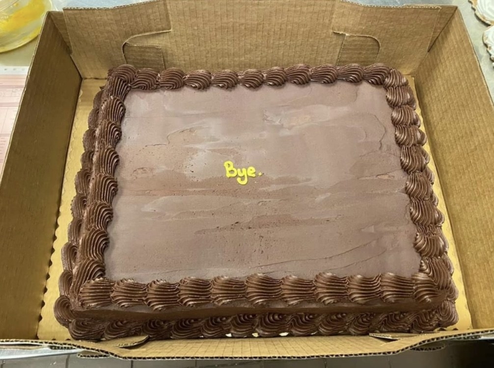 cake that just says bye in frosting