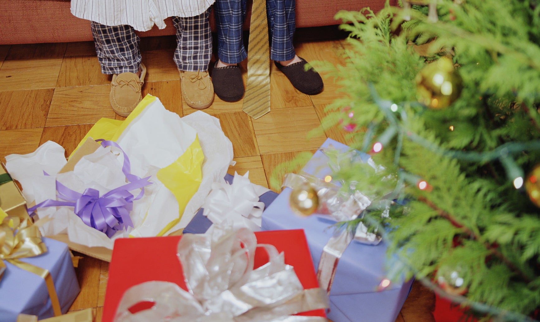 Wrapped gifts under a tree