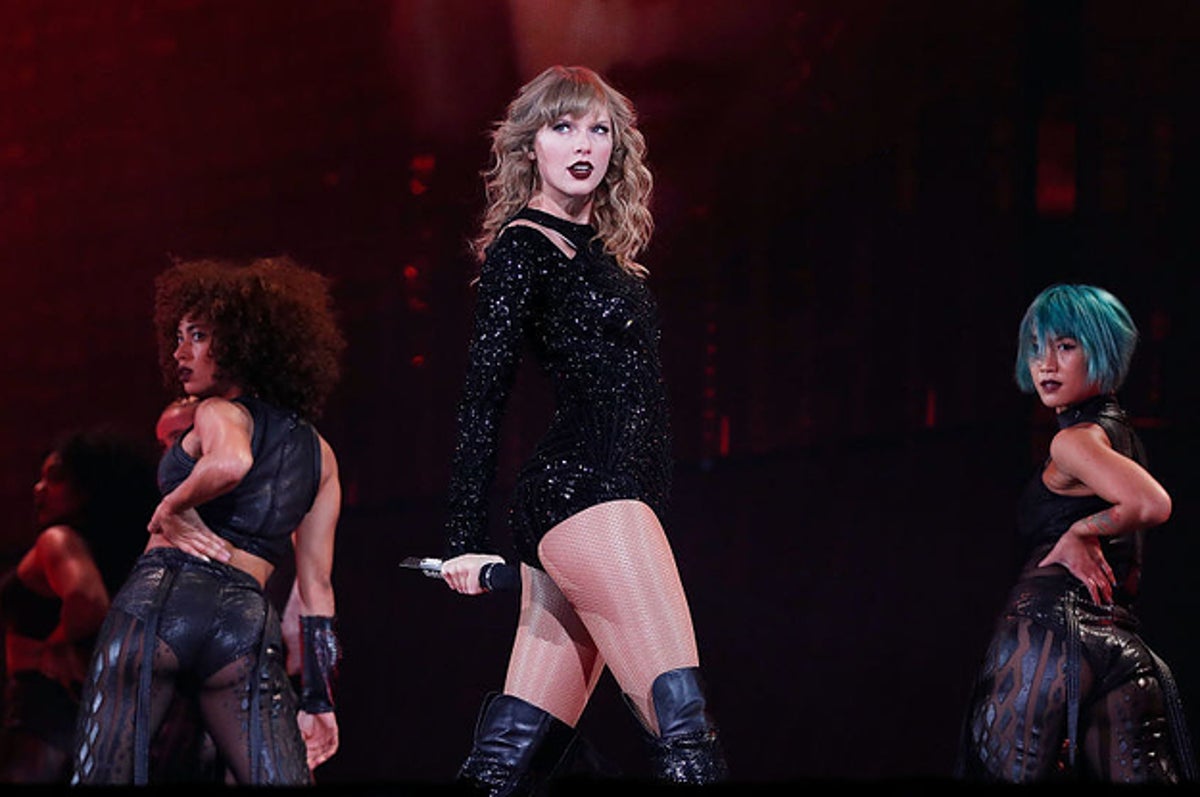 Taylor Swift Says She's "Pissed Off" Her Fans Feel "Like They Went Through Several Bear Attacks" To Get Tickets To Her Tour