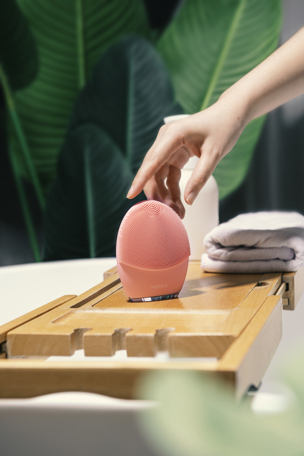 FOREO 4  The Customizable Facial Cleansing Brush For All Skin Types That Is Worth The Hype - 91