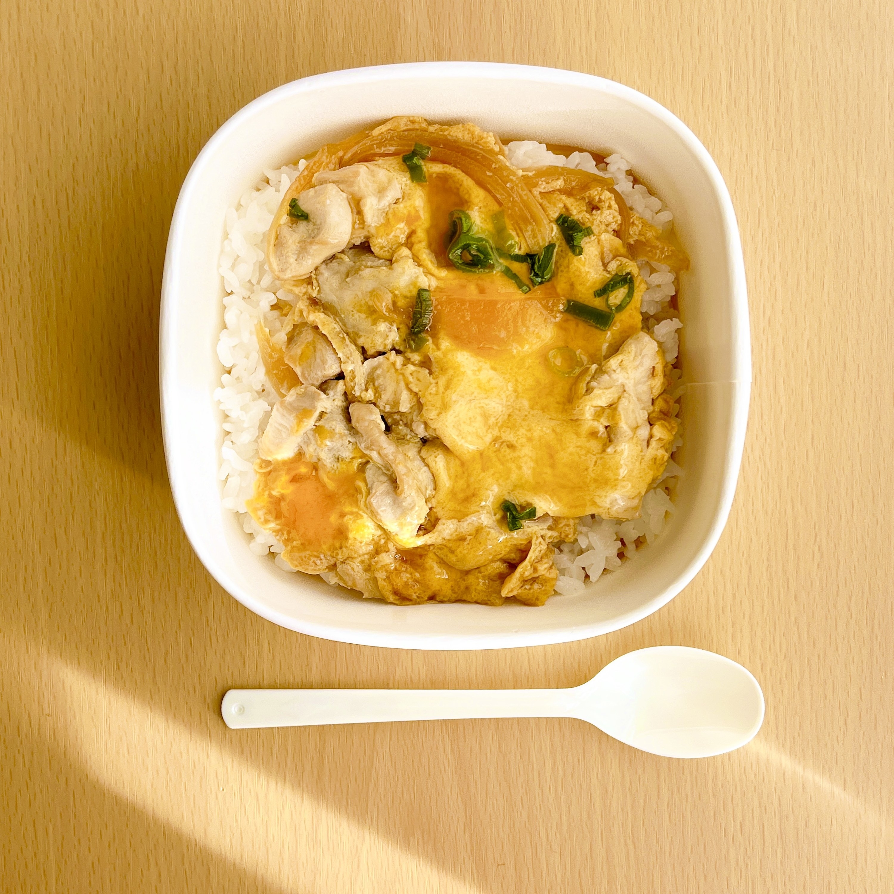 セブン−イレブンのおすすめのフード「とろっとろ玉子の親子丼」