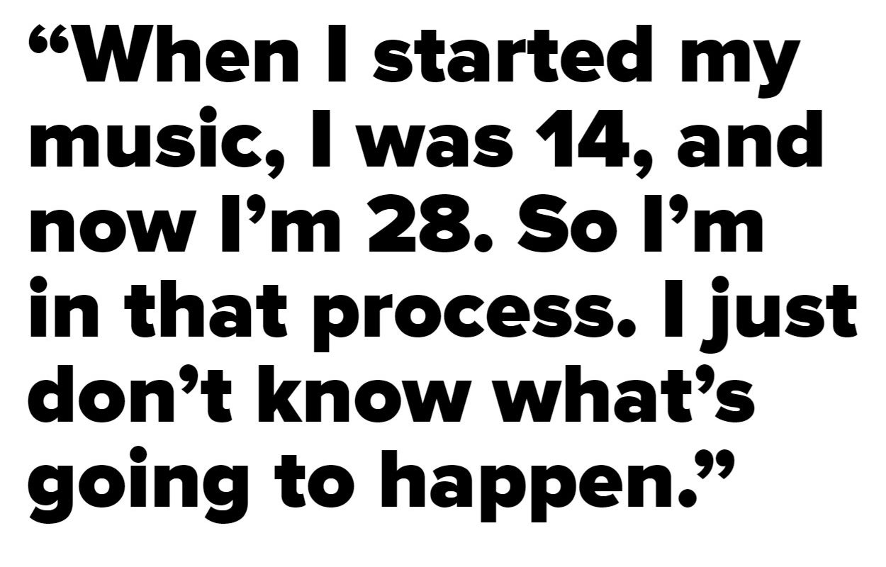 引用RM,“当我开始我的音乐,我14岁,现在我# x27; 28米。所以我# x27; m的过程。我只是不要x27;不知道你们# x27;年代发生!”