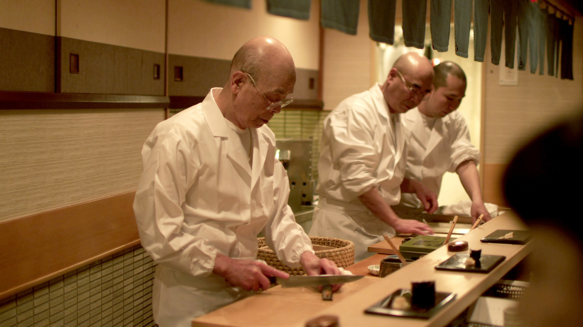 Jiro Ono prepares sushi at his restaurant