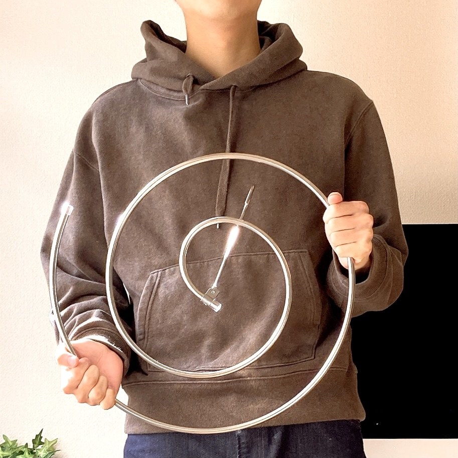 キャンドゥで見つけたオススメ便利グッズ「ループハンガー」