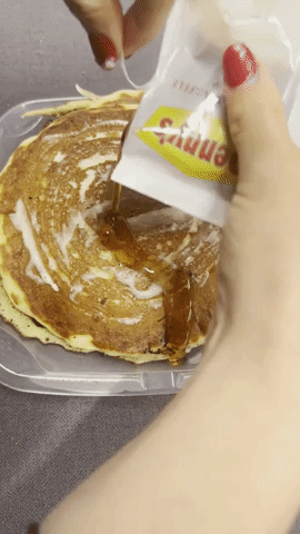 GIF of Denny&#x27;s syrup