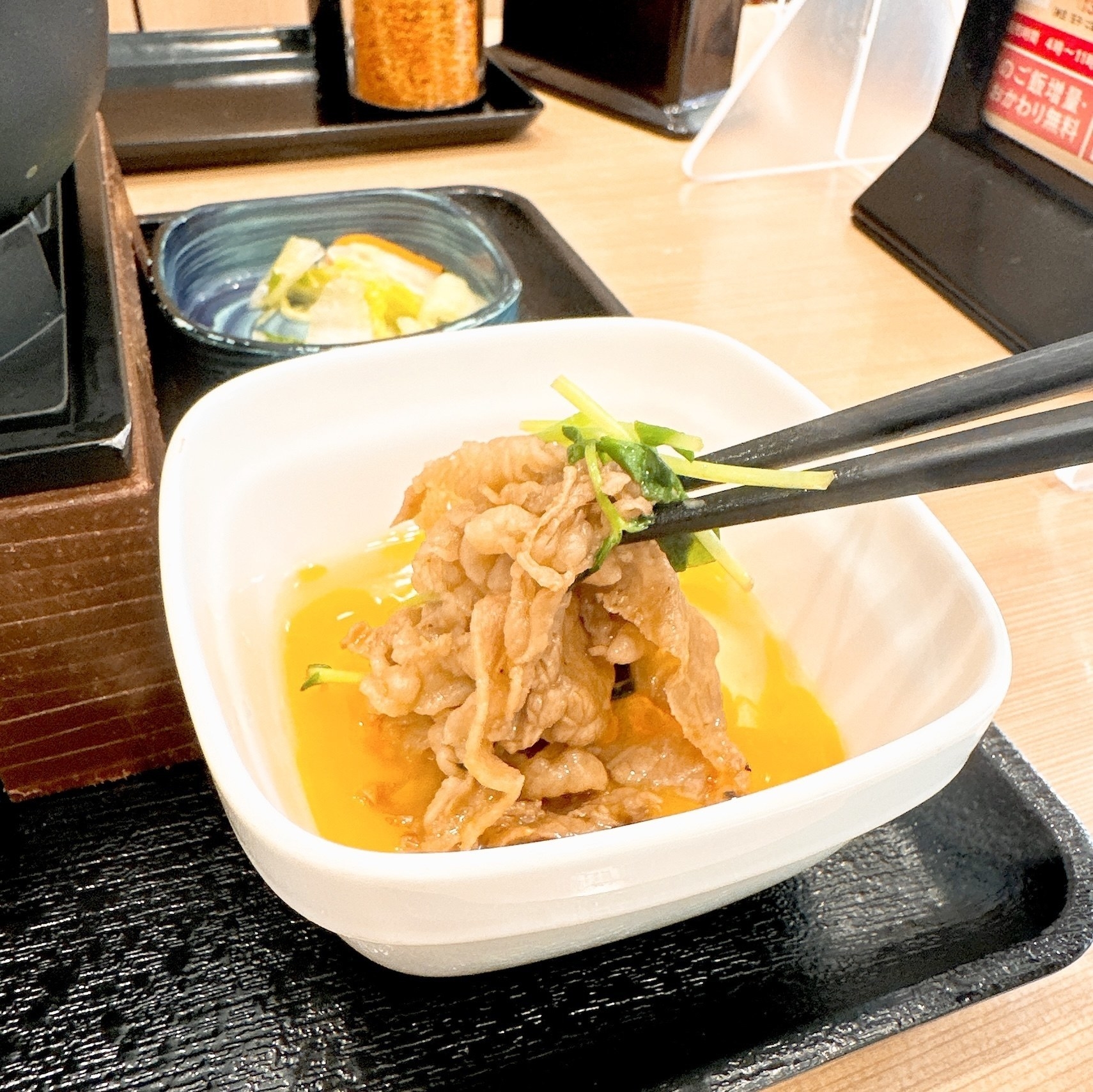 吉野家のおすすめメニュー「牛すき鍋膳」