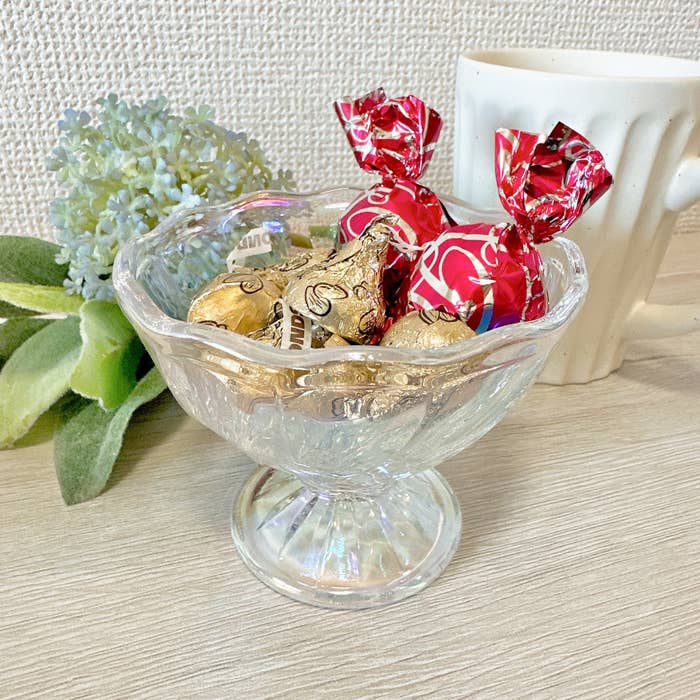 CanDo(キャンドゥ)のおすすめ食器「スパイラルデザートグラスオーロラCL」