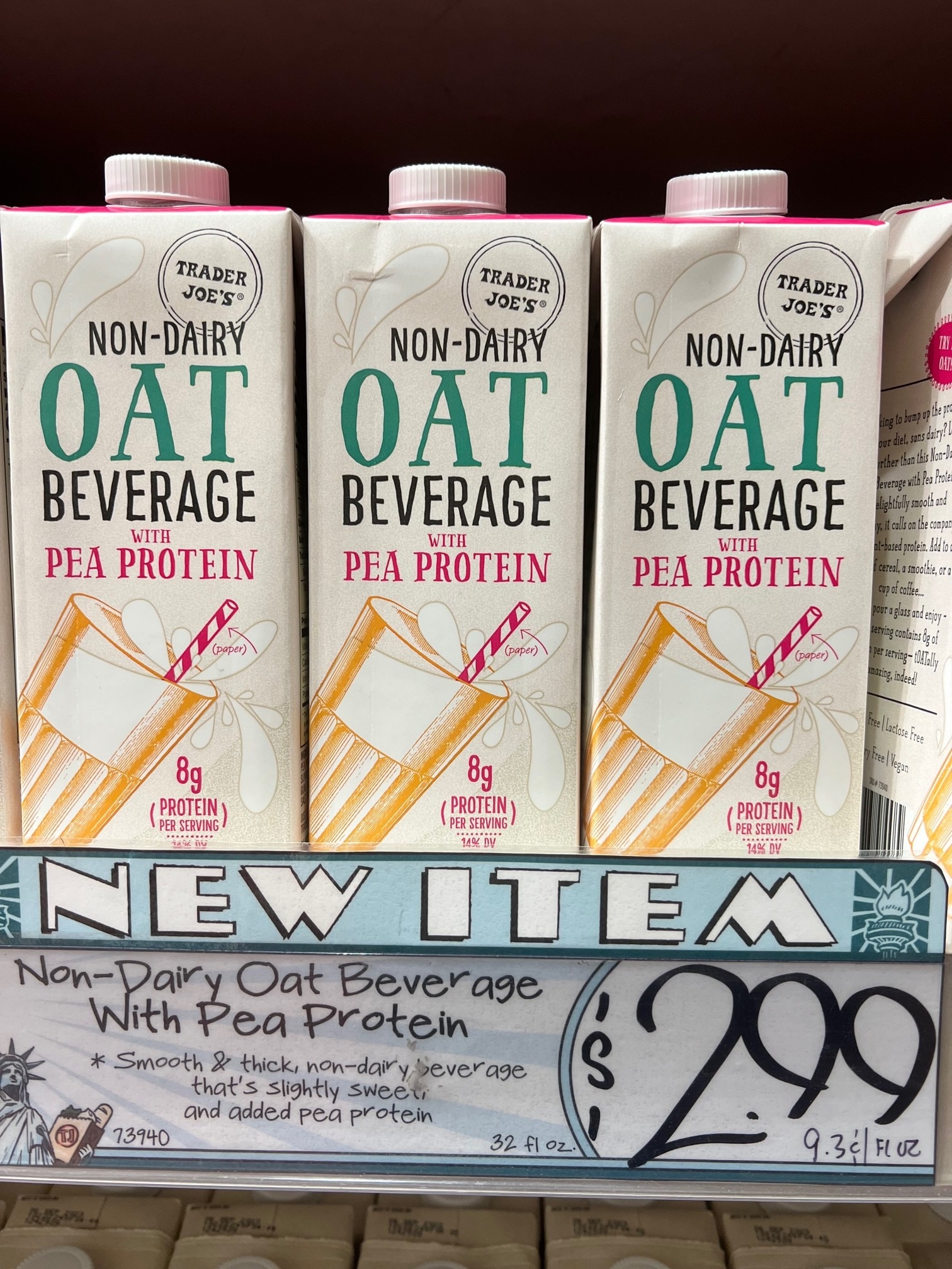 Non-Dairy Oat Beverage With Pea Protein