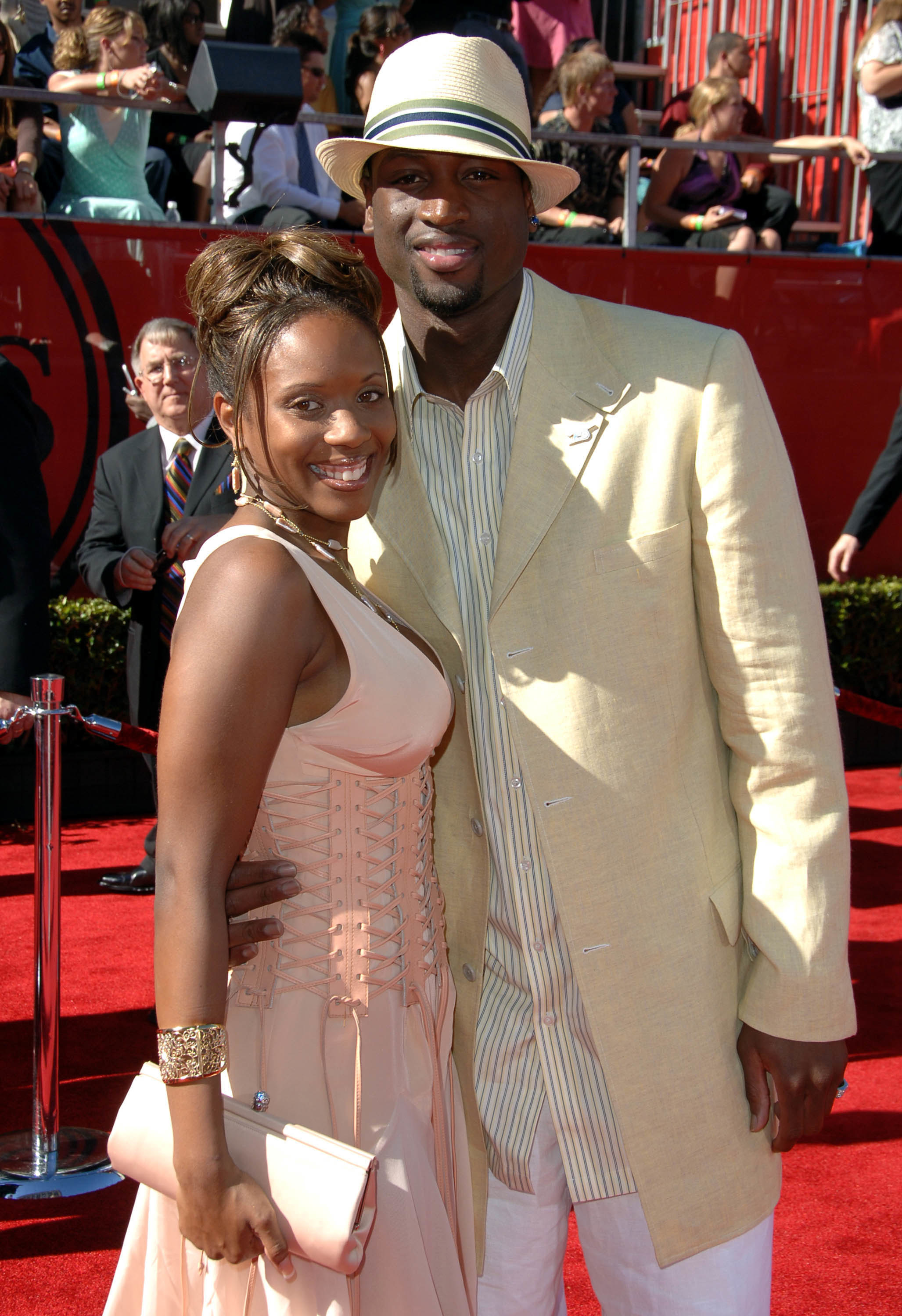 Dwyane and now-ex-wife Siohvaughn on the red carpet