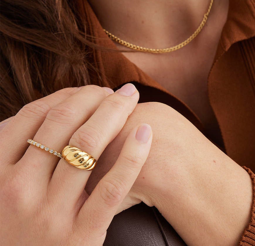 someone wearing the dome ring