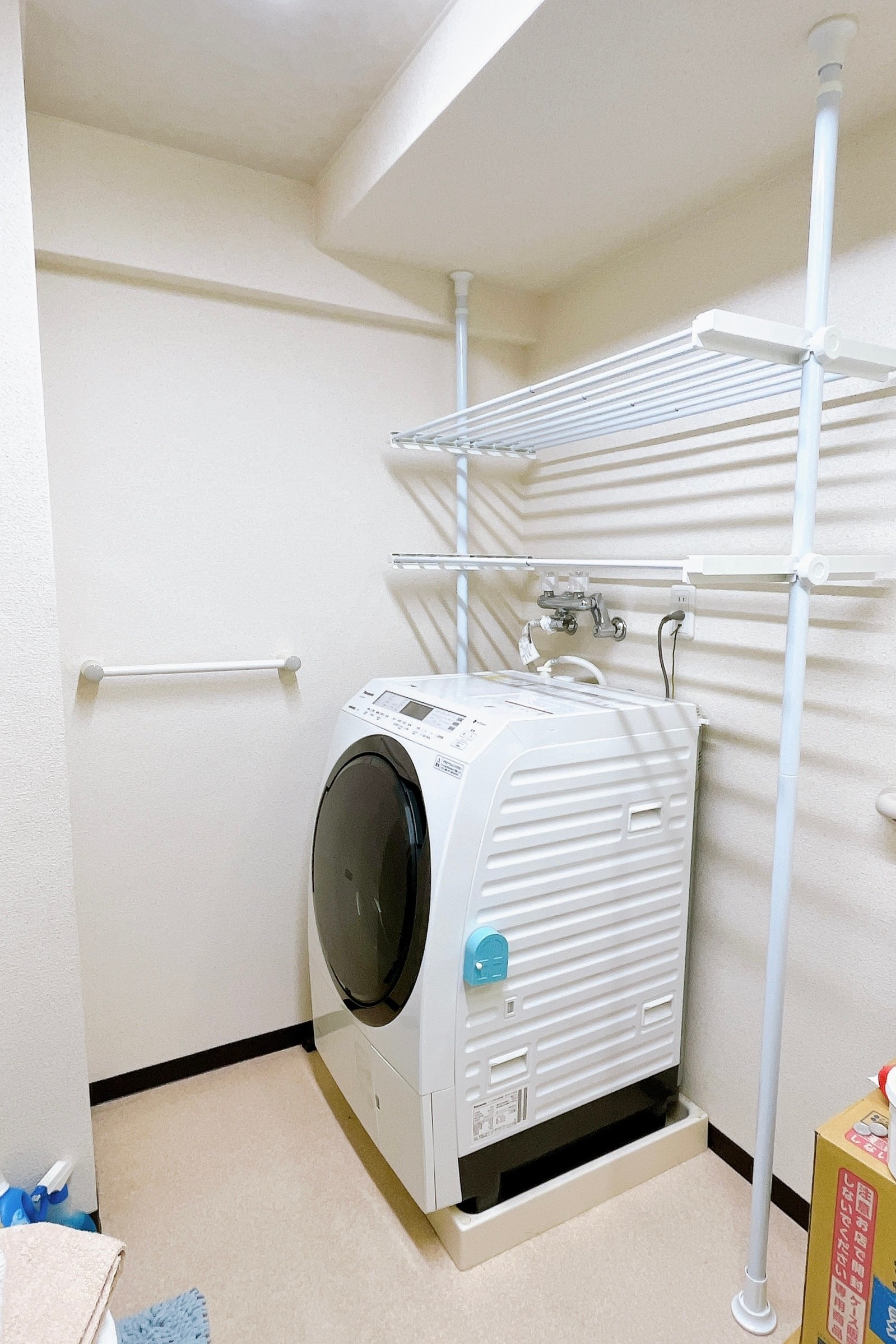 NITORI（ニトリ）のおすすめ収納グッズ「つっぱり洗濯機ラック ソルヴィ （IMPV）」