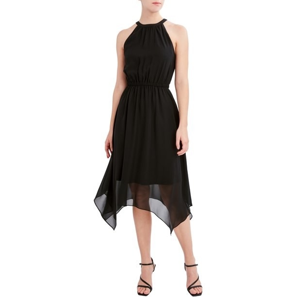 Model wearing the black onyx dress