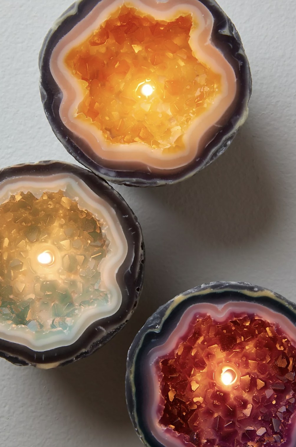 the geode candle in different colors