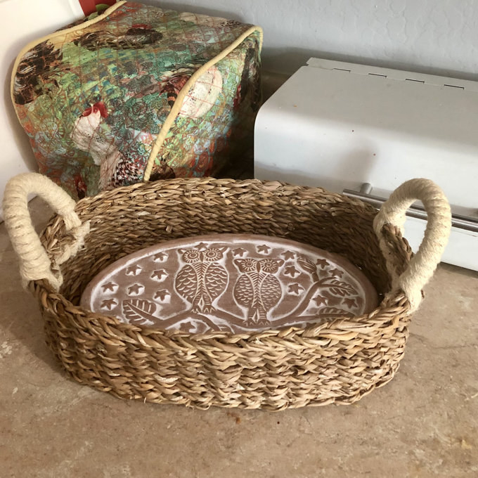 the basket and bread warmer