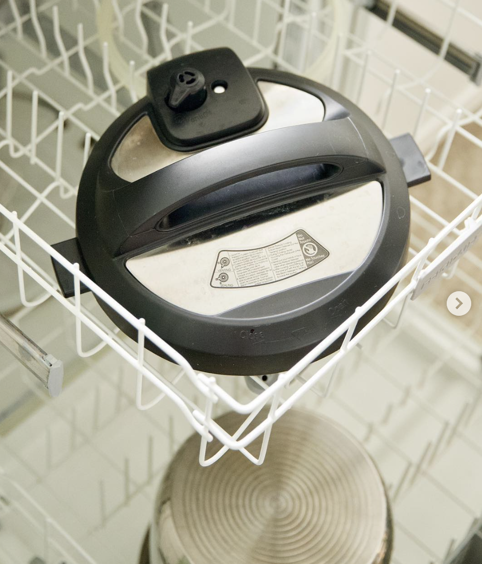 An Instant Pot lid in the dishwasher