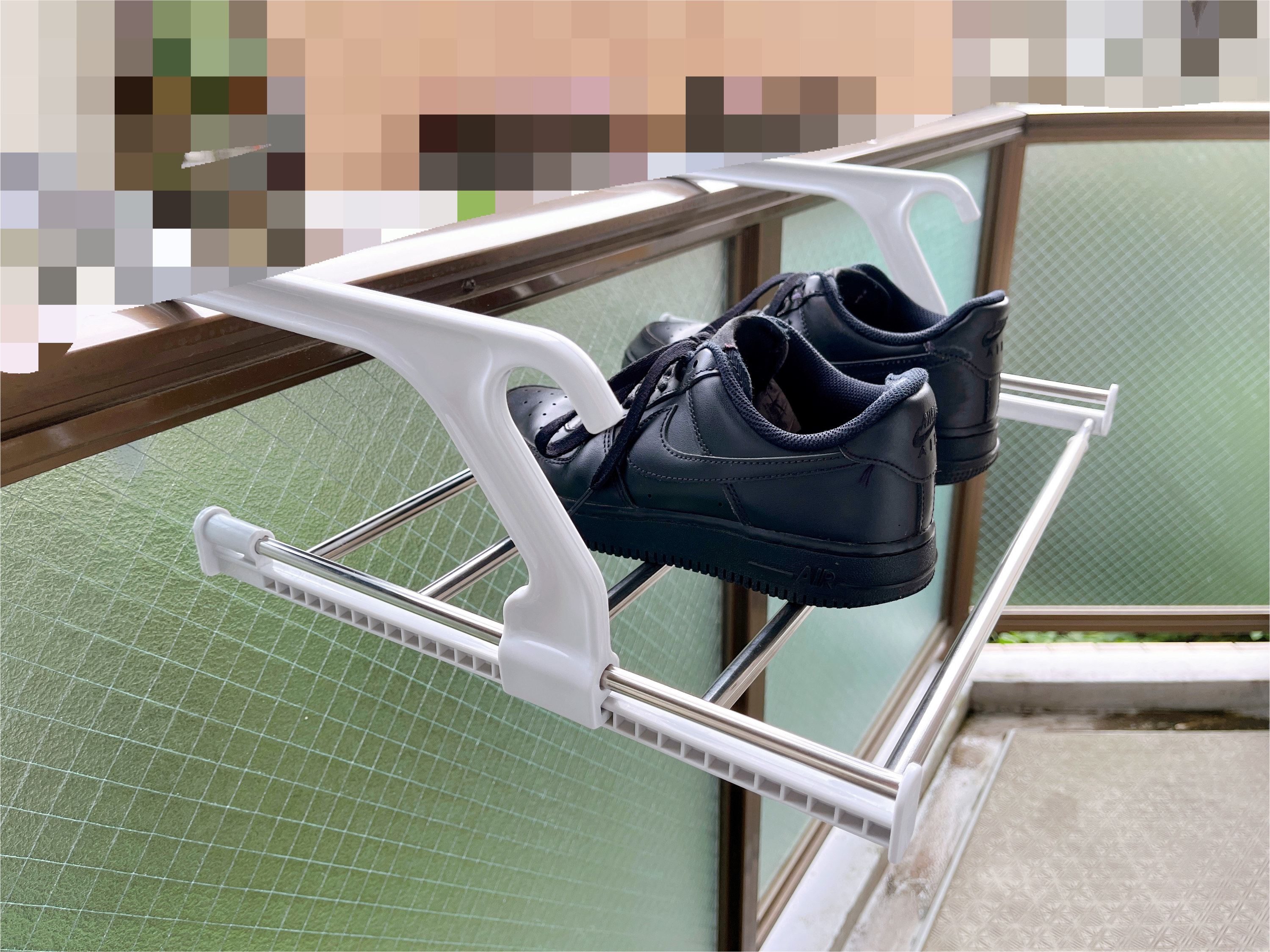 ニトリのオススメの便利グッズ「ベランダハンガー ミル(LGY)」