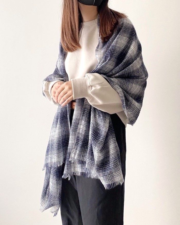 ZARA（ザラ）・UNIQLO（ユニクロ）の秋冬ファッションアイテム「カシミヤストール」のコーディネート